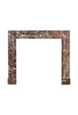 Maison Leon Van den Bogaert Authentieke 19e-eeuwse Bolection Schouw in Royal Belgian Brown Marble – Gepolijste Antieke Schouwomlijsting