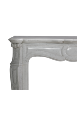 Maison Leon Van den Bogaert Auténtica Chimenea Parisina de Estilo Pompadour del Siglo XIX en Mármol Blanco