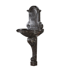 Maison Leon Van den Bogaert 18e-Eeuwse Breccia Marmeren Wandfontein – Breccia Nouvelle, Frankrijk