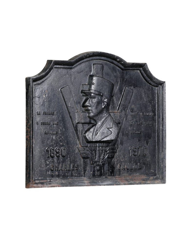 Maison Leon Van den Bogaert Monumental Cast Iron Fireplace Plate Honouring Charles de Gaulle (1890–1970) – France Libre Commemorative Plaque