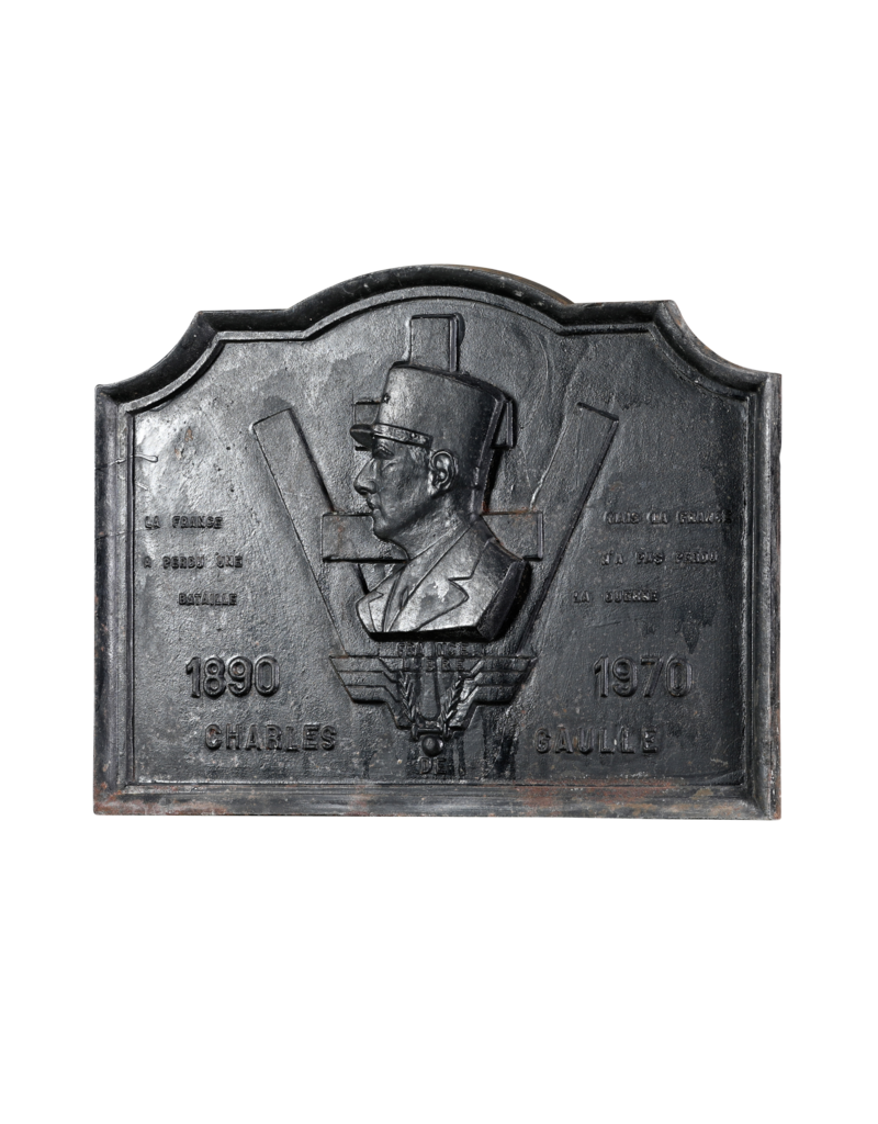 Maison Leon Van den Bogaert Gietijzeren Haardplaat Ter Ere Van Charles de Gaulle (1890–1970) – Frankrijk Vrij