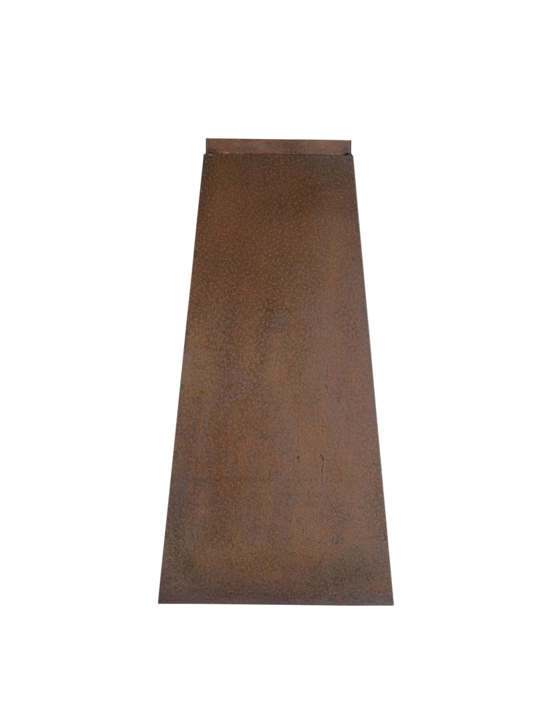 Eisensockel – skulpturaler pyramiden-/obelisken-Sockel mit warmer rostpatina für Skulptur, Vase oder Kunstobjekt