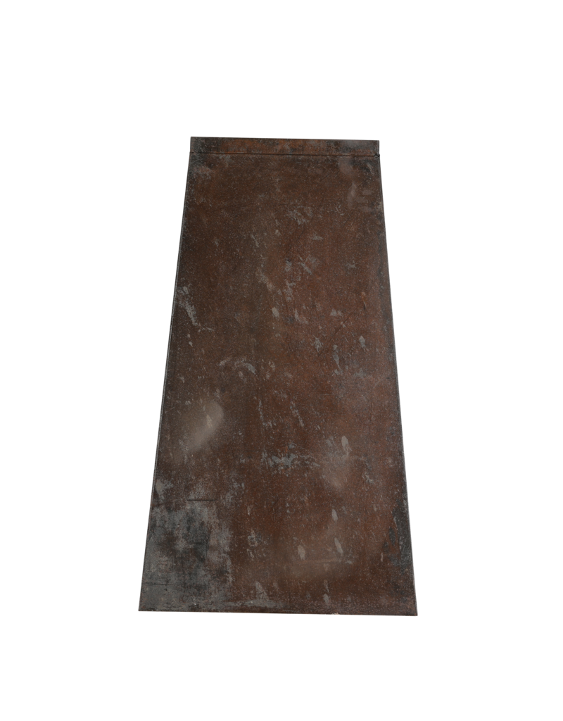 Rechthoekige Ijzeren sokkel – Sculpturale pyramide/obelisk pedestal met warme roestpatina voor beeld, vaas of kunstobject