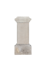 Authentieke 19e-eeuwse Antieke Stenen Pedestal / Sokkel – Klassieke Vierkante Zuil met Geprofileerde Voet & Kap – Monumentale Display Sokkel voor Beeld, Vaas, Urn of Plant