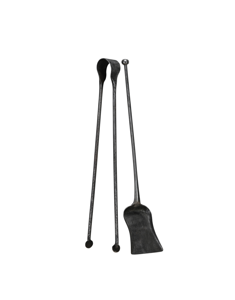 Maison Leon Van den Bogaert Herramientas de Chimenea Pesadas del Siglo XVII en Hierro Forjado – Pala y Tenazas Antiguas (68 cm)