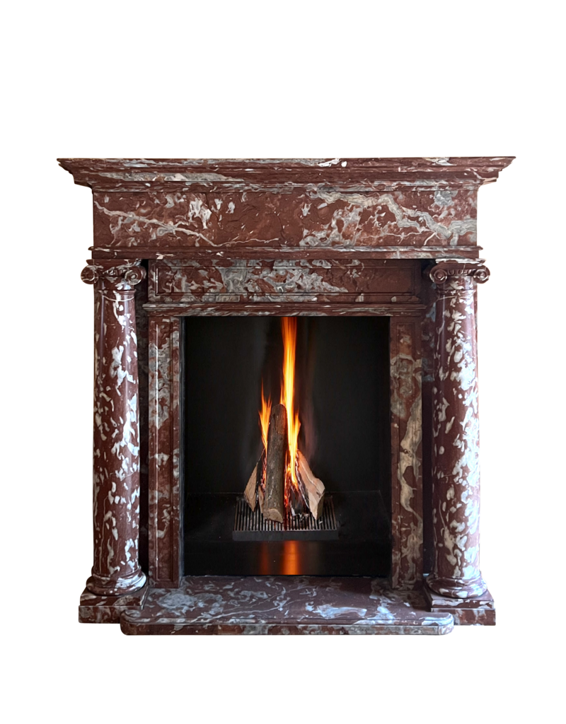 Stattlicher Herrenhauskamin Aus Marmor