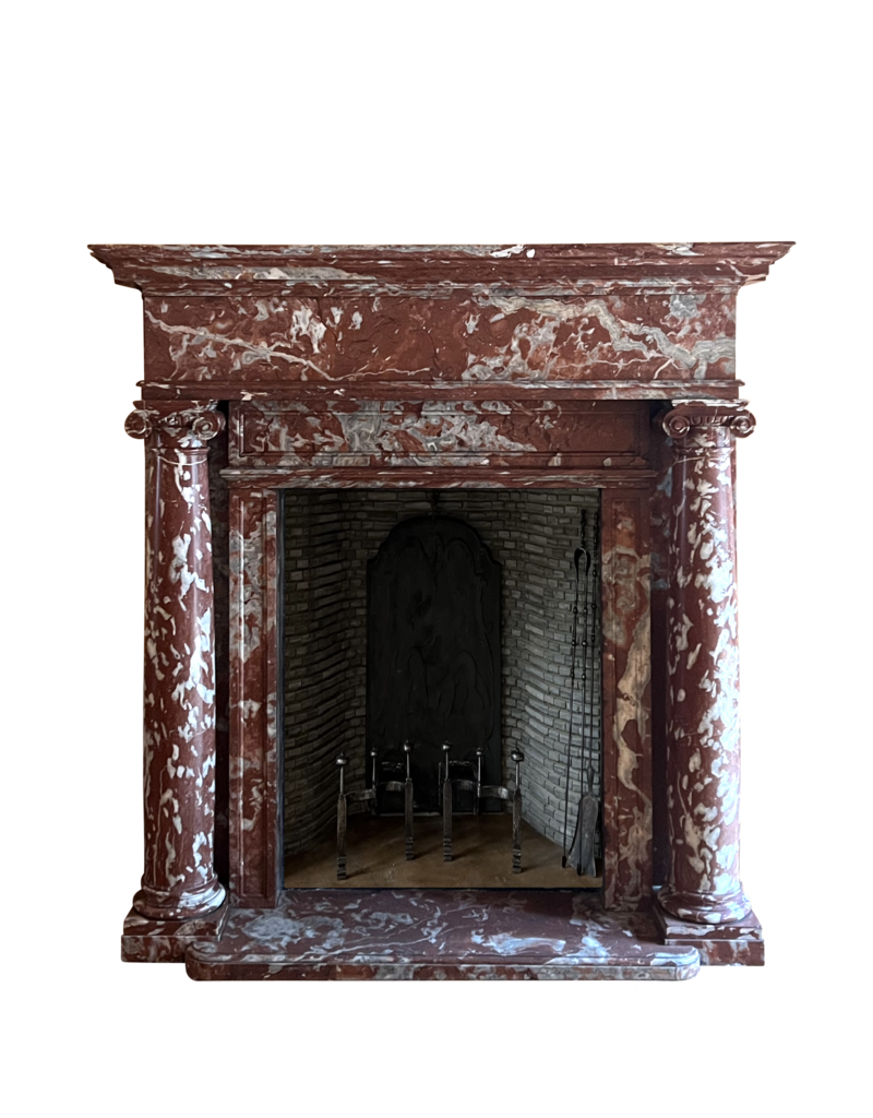 Stattlicher Herrenhauskamin Aus Marmor