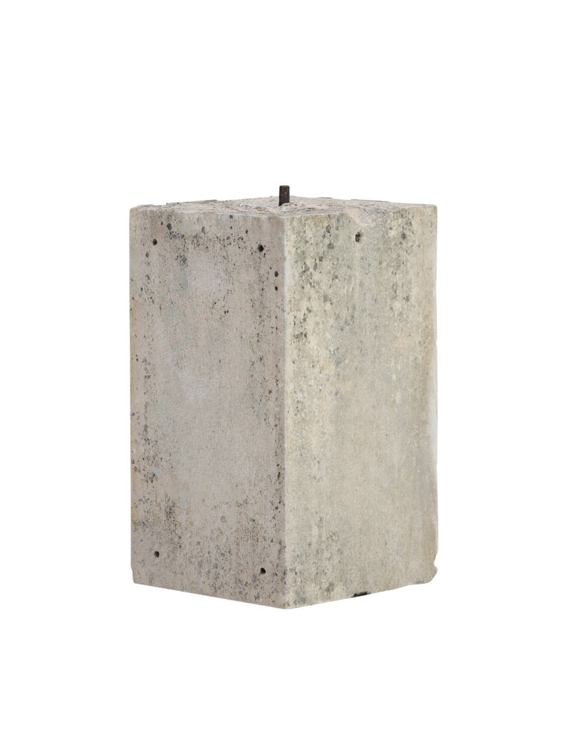 Cube authentique en pierre calcaire du XIXe siècle – élément architectural sculptural intérieur & jardin