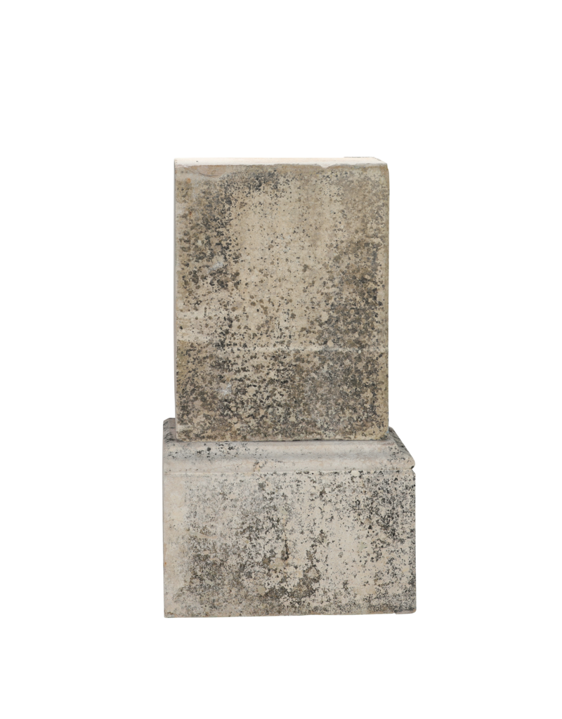 Maison Leon Van den Bogaert Auténtico Pedestal Francés de Piedra Caliza del Siglo XIX con Base Escultórica – Elemento Arquitectónico Antiguo