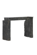 Maison Leon Van den Bogaert Authentischer Kamin aus der späten Renaissance (Henri II), fossiler Stein aus dem Beaujolais mit goldenen Adern