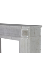 Elegant Antique Louis XVI Fireplace Surround in Carrara Marble from a Parisian Apartment – Timeless Sculptural Minimalism