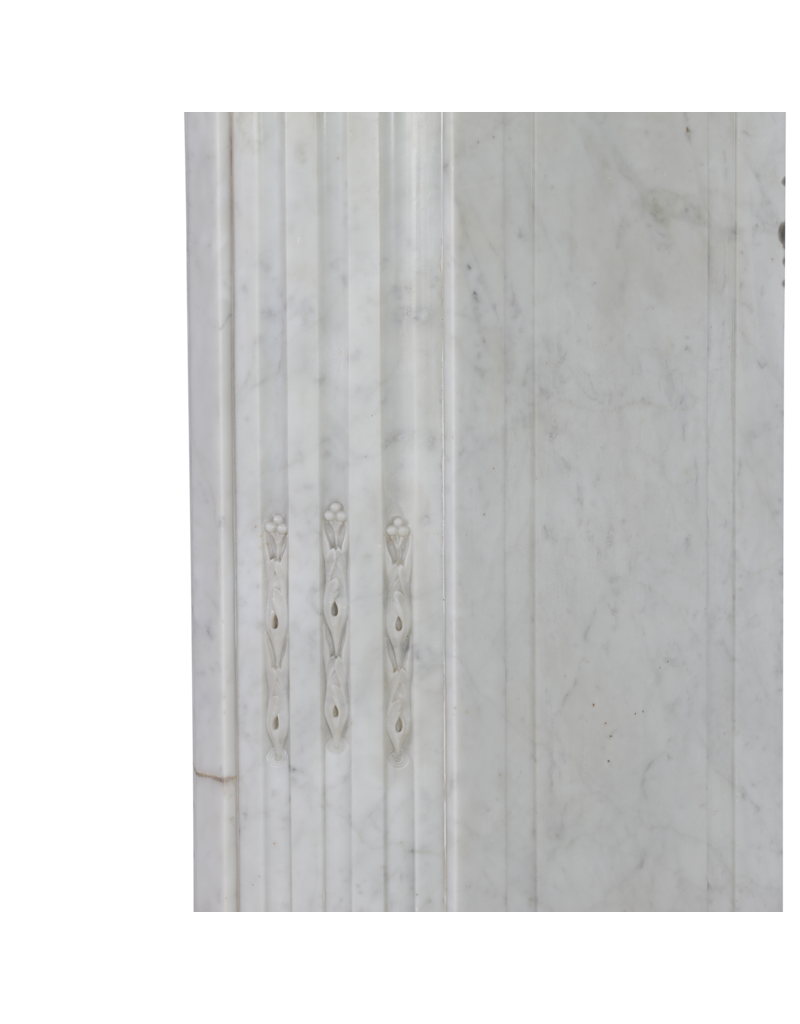 Elegant Antique Louis XVI Fireplace Surround in Carrara Marble from a Parisian Apartment – Timeless Sculptural Minimalism