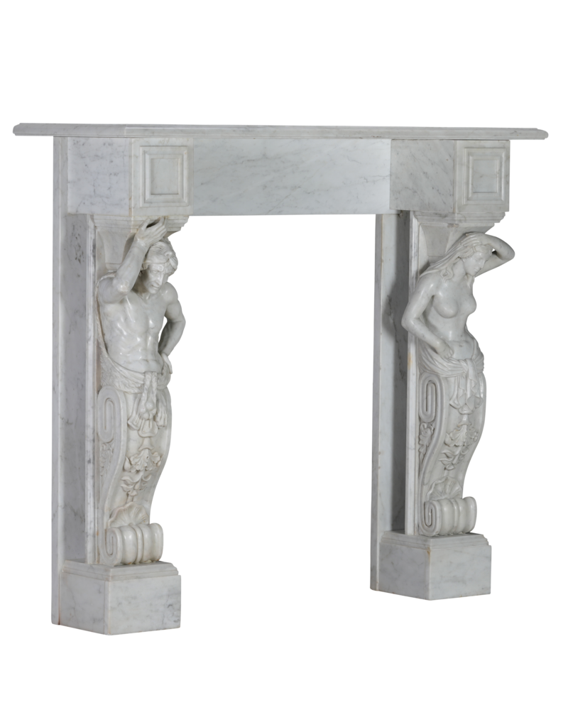 Private-Collection Monumentaler neo-klassischer Kamin mit figürlichen Karyatiden aus Carrara-Marmor – Meisterwerk
