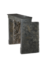 Maison Leon Van den Bogaert Außergewöhnlicher französischer Kamin aus oxidiertem Fossilstein aus der Beaujolais-Region, 19. Jahrhundert – Zeitloses minimalistisches Design