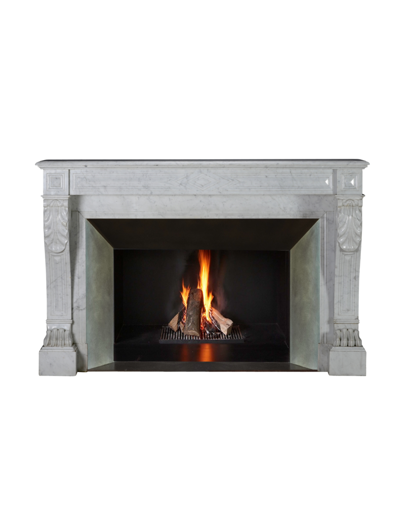 Rare 19th Century Antique Fireplace Surround in White Marble with Sculpted Lion Paw Feet – Timeless Neoclassical Elegance