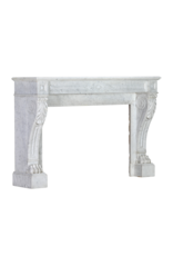 Rare 19th Century Antique Fireplace Surround in White Marble with Sculpted Lion Paw Feet – Timeless Neoclassical Elegance