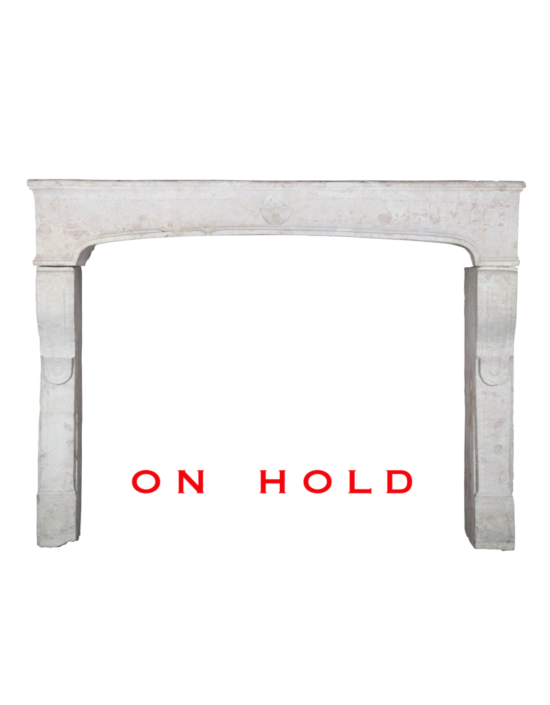 Cheminée Elégante En Pierre Rose Claire Française