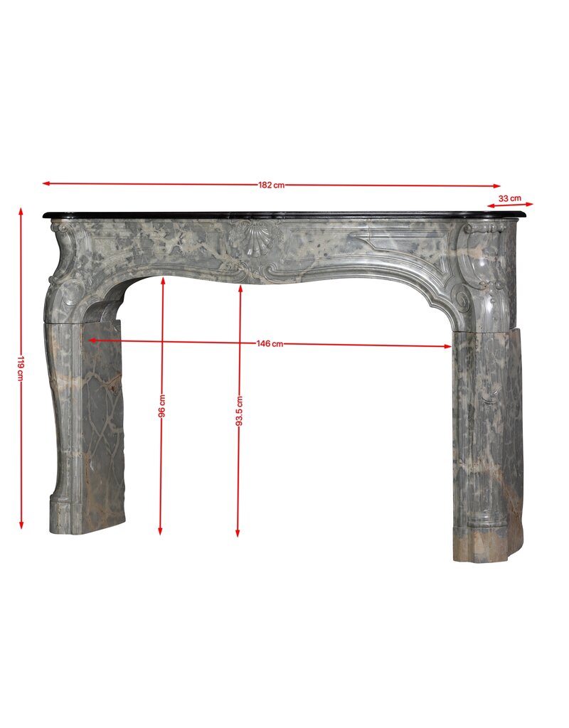Maison Leon Van den Bogaert Außergewöhnlicher Französischer Schlosskamin der Spätregency, Gefertigt aus Seltenem Ardèche-Hartmarmor mit Feinen Skulpturalen Details