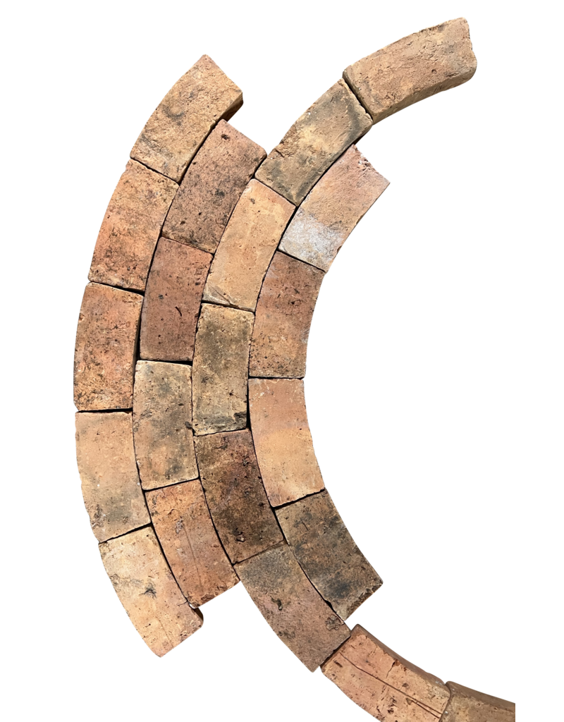 Ladrillo Antiguo Original de Terracota – Ladrillo Macizo Curvo para Construcción de Muros Redondos, Radio Interior ~41 cm, 14,5 cm Interior, 17 cm Exterior, 7,3 cm Ancho