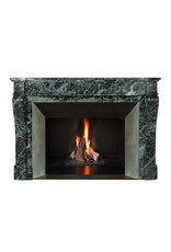 Maison Leon Van den Bogaert Auténtica Chimenea Haussmanniana en Mármol Verde del Siglo XIX – Estilo Luis XVI con Frontón Galbado y Repisa Escultural