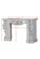 Exceptional 19th Century Napoleon III Carrara Marble Fireplace with Sculptural Female Busts, Floral Garlands and Symbolic Doves of Peace – Second Empire Masterpiece