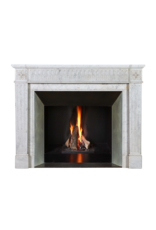 Maison Leon Van den Bogaert Exceptional 19th Century Louis XVI Style Antique Fireplace Mantel in White Carrara Marble – Elegant Haussmannian Chimneypiece