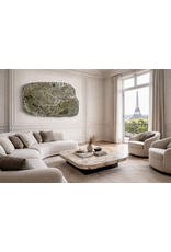 Maison Leon Van den Bogaert Exklusive Antike Grüne Marmorplatte 133 x 84 cm – Organischer Form Naturstein – Verwitterte Oberfläche – Luxus Couchtischplatte oder Wandkunst