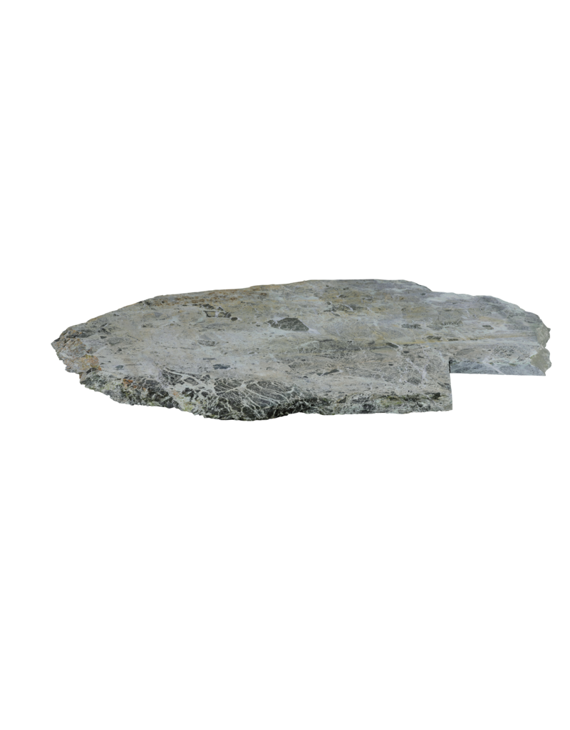 Seltenes Antikes Grünes Marmorfragment 119 x 77 cm – Naturstein Tisch Platte mit organischer Form und historischen Schnittspuren