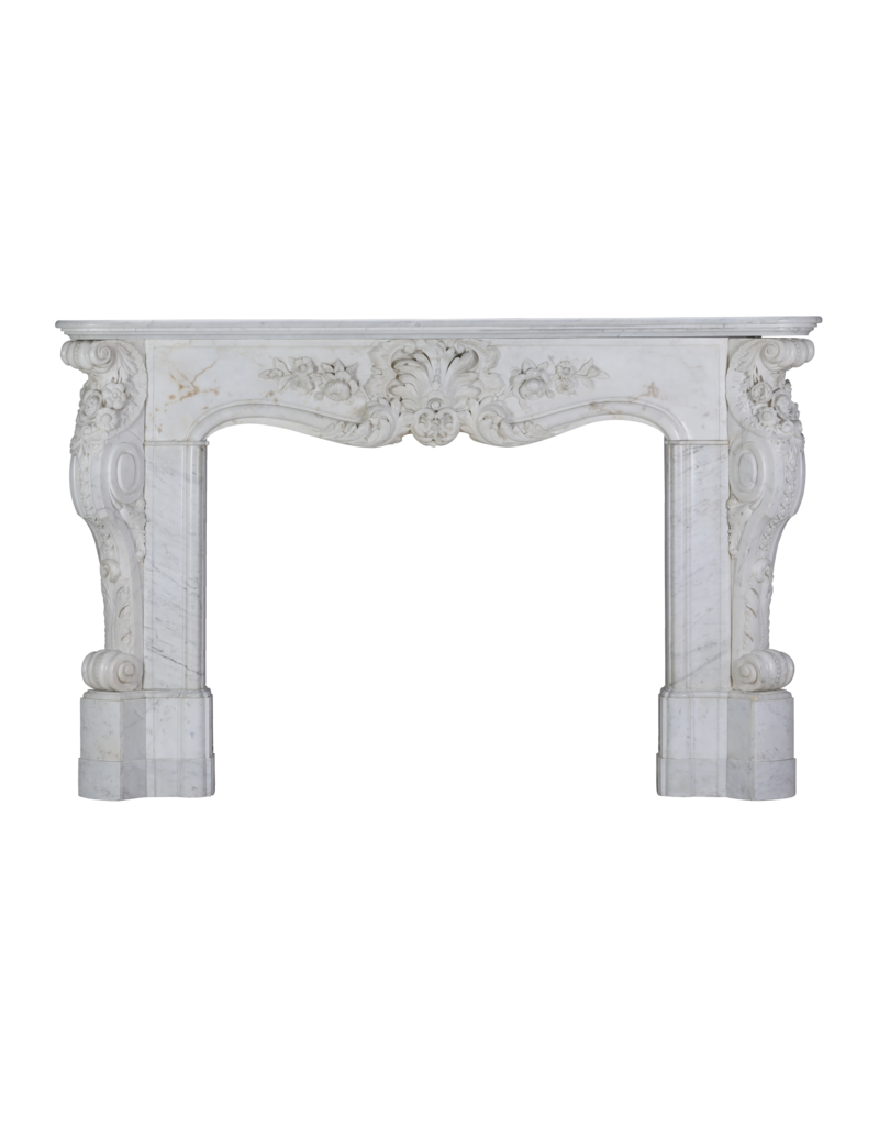 Excepcional Chimenea Antigua del Siglo XIX en Mármol Blanco de Carrara – Estilo Regency Victoriano Tallado a Mano