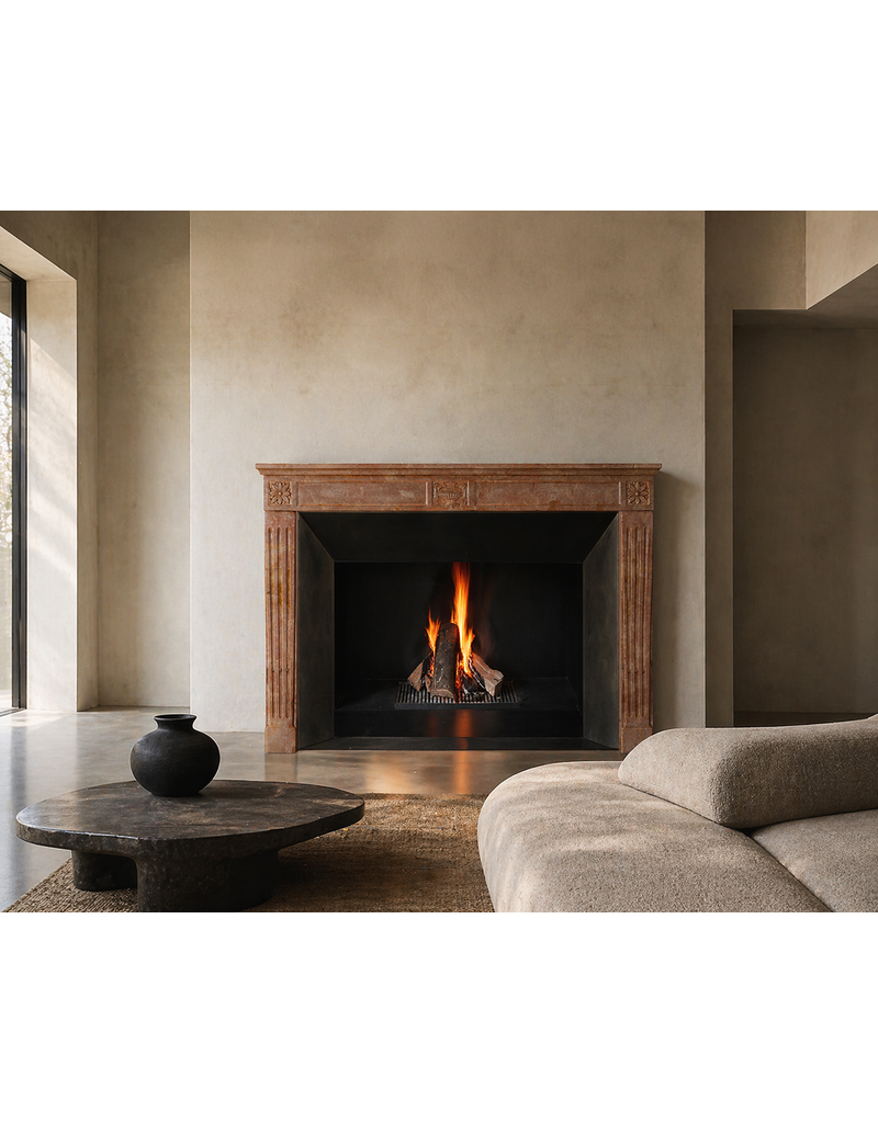 Maison Leon Van den Bogaert Chimenea francesa antigua estilo Luis XVI del siglo XIX en piedra Bourgogne rosa – Tallada a mano