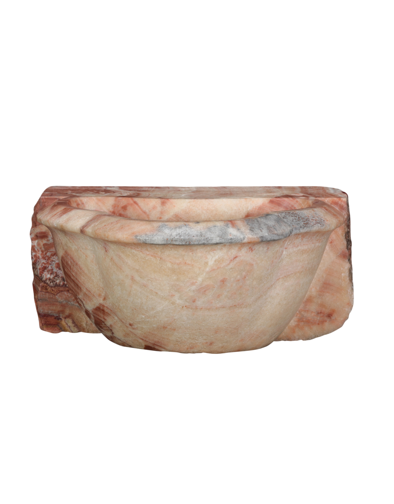 Maison Leon Van den Bogaert Originaler Wandbrunnen aus Onyx im Bénitier-Stil – handgearbeitet für ein luxuriöses Gästebad oder Gäste-WC