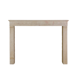 Maison Leon Van den Bogaert Cheminée Primitive En Calcaire - 157 cm de Large