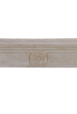 Chimenea francesa Luis XVI del siglo XVIII en piedra caliza – marco antiguo de 160 cm de ancho