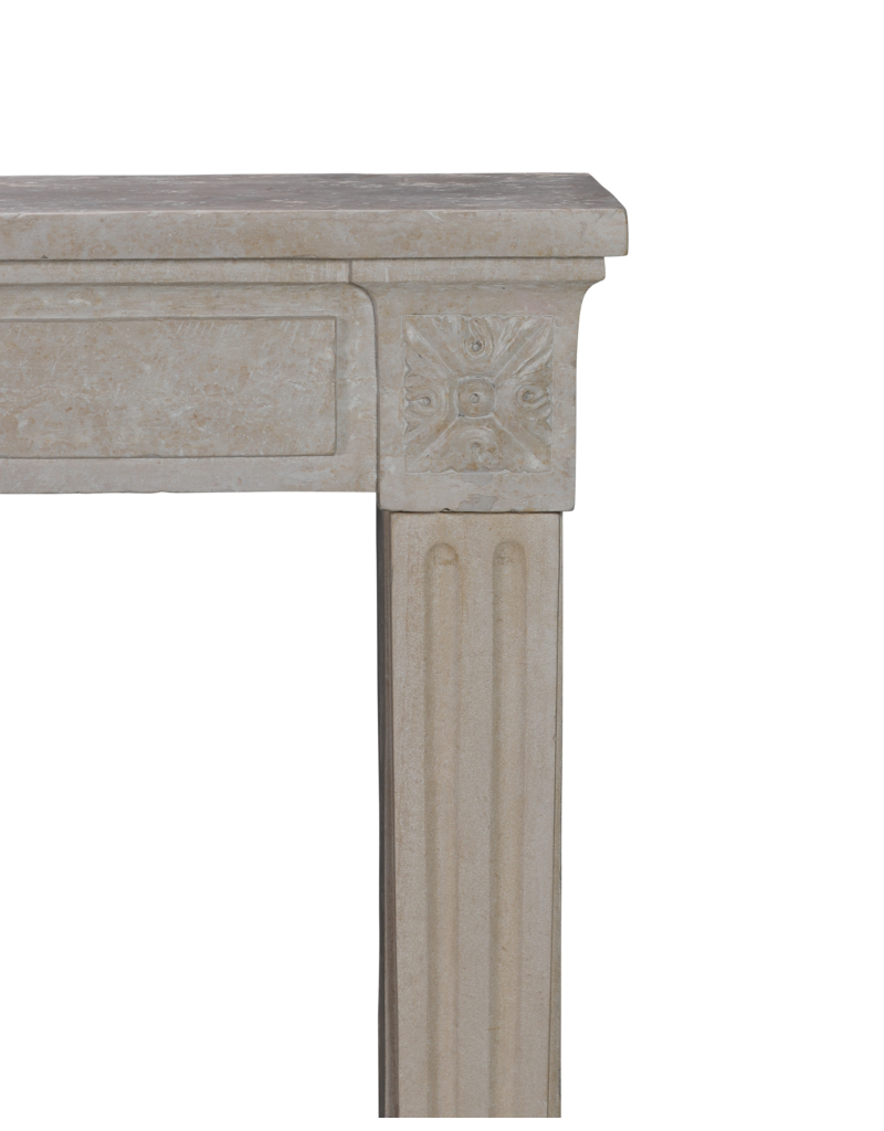 18e-eeuwse Franse Louis XVI kalkstenen schouw – antieke stenen schouwmantel van 160 cm breed