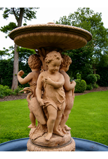 Maison Leon Van den Bogaert Monumentaler Zentralbrunnen aus Gusseisen