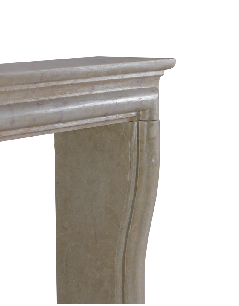 Laat 20e-Eeuwse Franse Marmer Stenen Schouwmantel uit Bourgondië — Compacte Elegante Stenen Sierschouw, 123 cm Breed