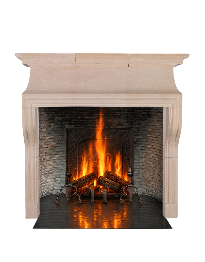 Französischer Kamin im Louis-XIII-Stil aus authentischem Buxy-Kalkstein – Eleganter Natursteinkamin nach dem Vorbild monumentaler französischer Schlosskamine