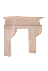 Franse Louis XIII Stijl Schouw in Authentieke Buxy Kalksteen – Elegante Natuurstenen Schouw Geïnspireerd op Monumentale Franse Kasteelschouwen