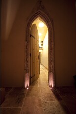 Maison Leon Van den Bogaert Original Französische Antiker Burgunder Böden