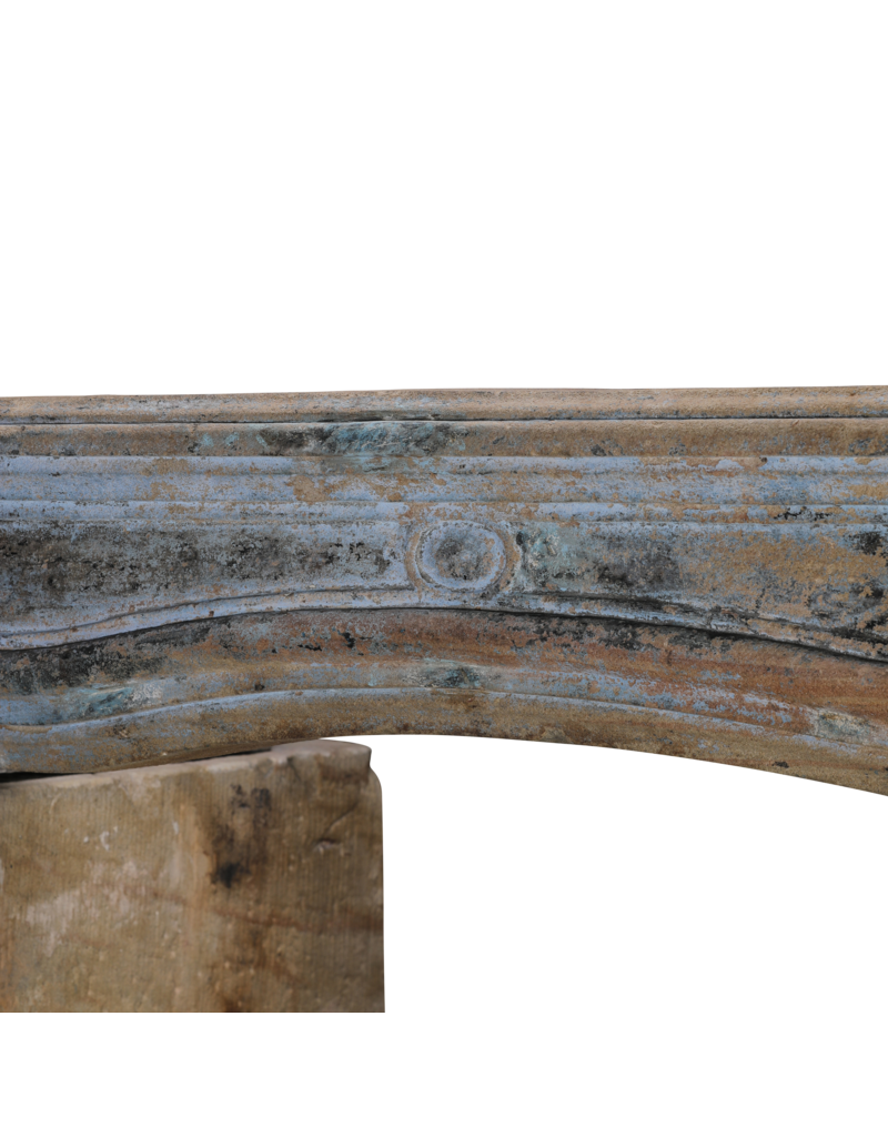 Cheminée Louis XIV en pierre à patine provençale – 149 cm