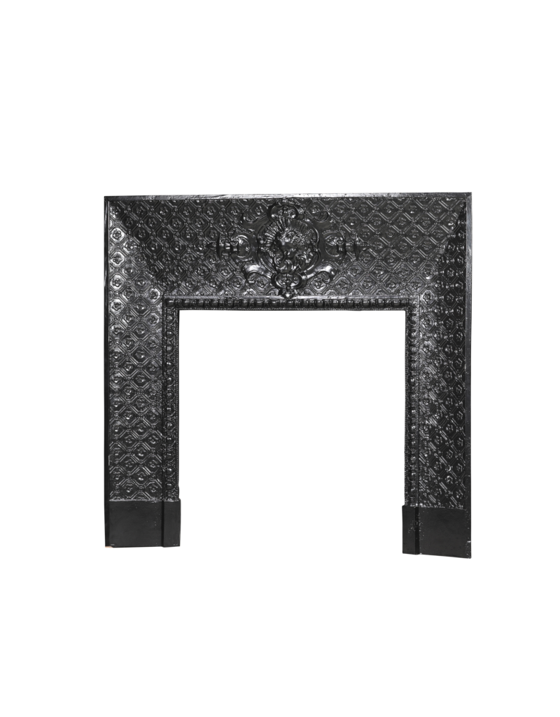 Maison Leon Van den Bogaert Marco interior de chimenea de hierro con mascarón — 117,5 cm