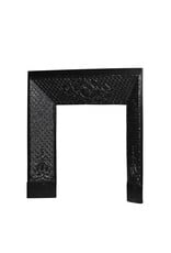 Maison Leon Van den Bogaert Contrecœur ancien en fonte à rosace et décor losangé – 86 cm