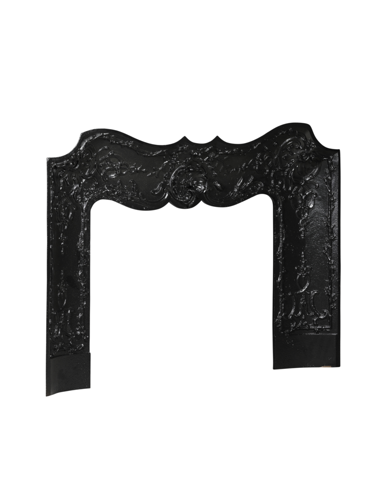 Maison Leon Van den Bogaert Kamininnenrahmen aus Gusseisen im Louis-XV-Stil – 122,5 cm