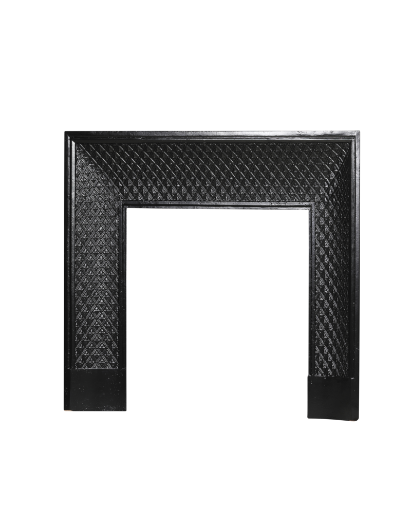 Maison Leon Van den Bogaert Kamininnenrahmen aus Gusseisen, 102 cm, mit Rauten und Blüten