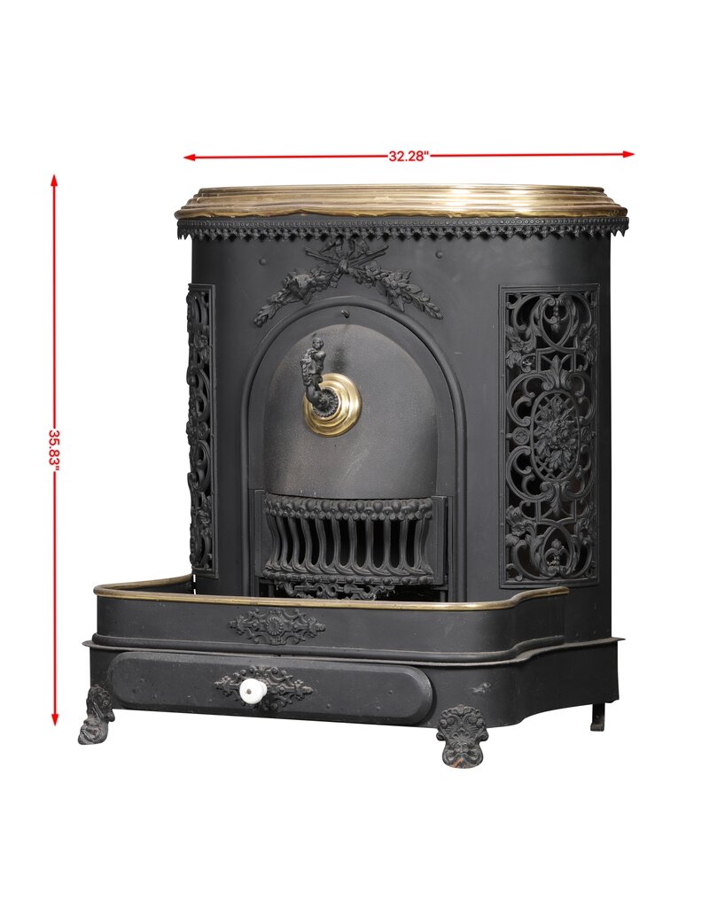 Maison Leon Van den Bogaert Poêle ancien décoratif en fonte avec laiton, ornements floraux et tiroir à cendres