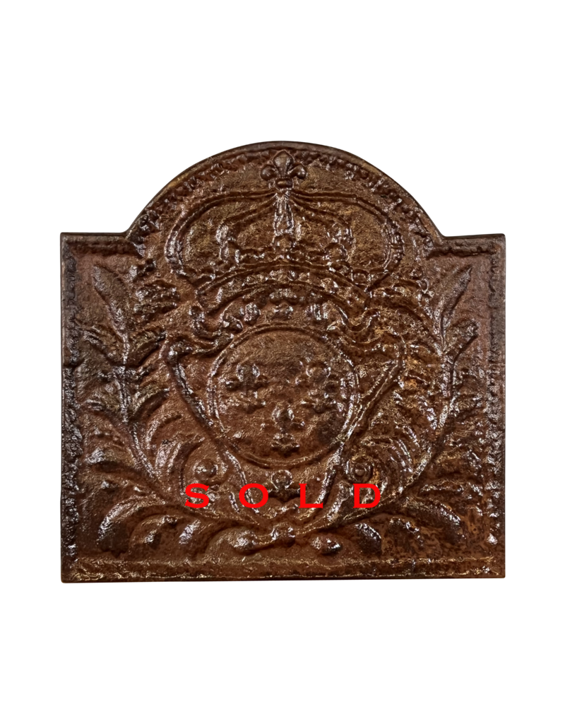 Maison Leon Van den Bogaert Chimenea clásica con Escudo del rey de Francia