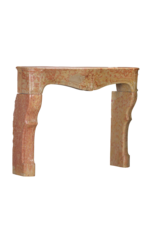 Encadrement de cheminée Régence du XVIIIe siècle en pierre de Bourgogne – ancienne cheminée d'angle aux jambages sculptés