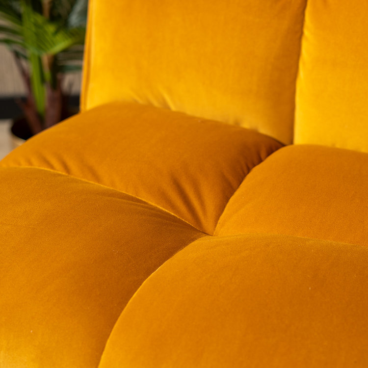 Velvet fauteuil Malaga okergeel