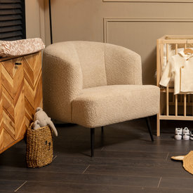 Stoel babykamer bouclé Nora beige