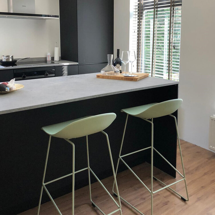 Barkruk Ellen groen Scandinavisch design 76 cm